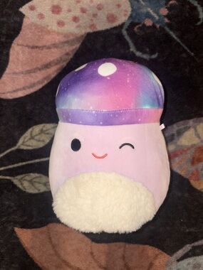 Mushroom Squishmallow 🍄